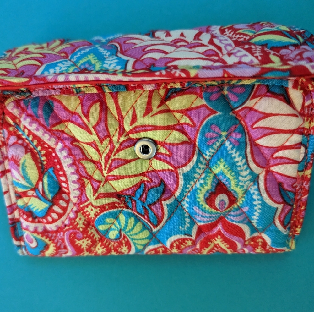 Vera Bradley Euro Trifold Quilted Wallet "Paisley in Paradise"